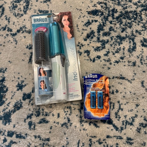 Braun Independent Model C20 Cordless Styler New  and 2 energy cells new in box - Picture 1 of 8